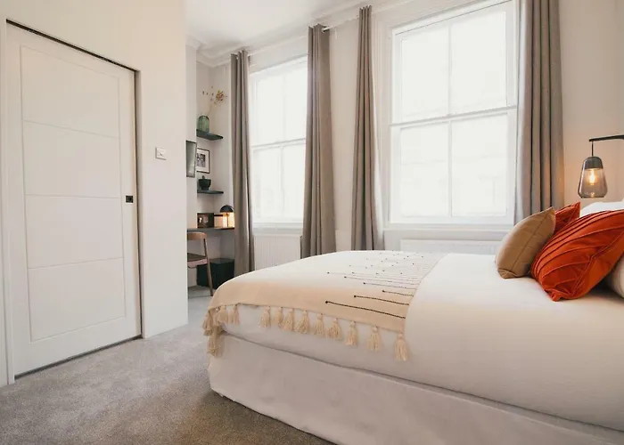 D8 - Shoreditch London